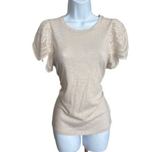 EXPRESS | Cream Short Sleeve T-Shirt with Eyelet Lace Sleeves | NWT